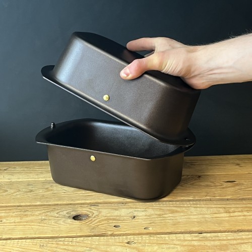 Black Iron Loaf Pan by Netherton Foundry