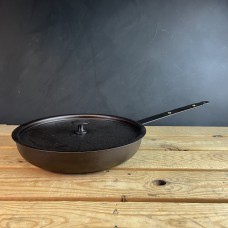 11" (28cm) Oven Safe Spun Iron Chef's Sauté pan