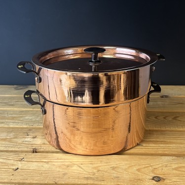 Compact copper steamer: 9” (23cm) copper stockpot and steamer basket                                                                   