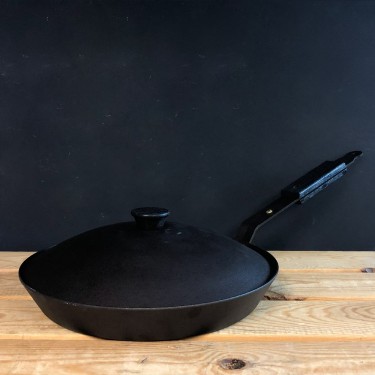 Ebonised Black 12" (30cm) Spun Iron Sauté Frying Pan & lid