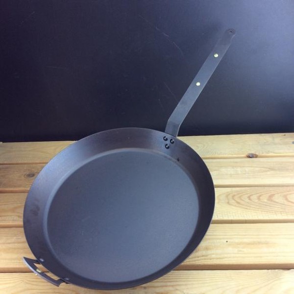 14" (36cm) Oven Safe Iron Frying Pan with front handle