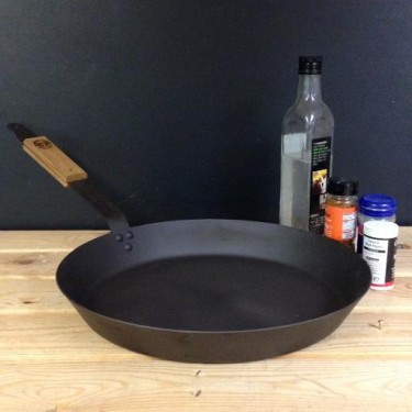14" (36cm) Spun Iron Frying Pan