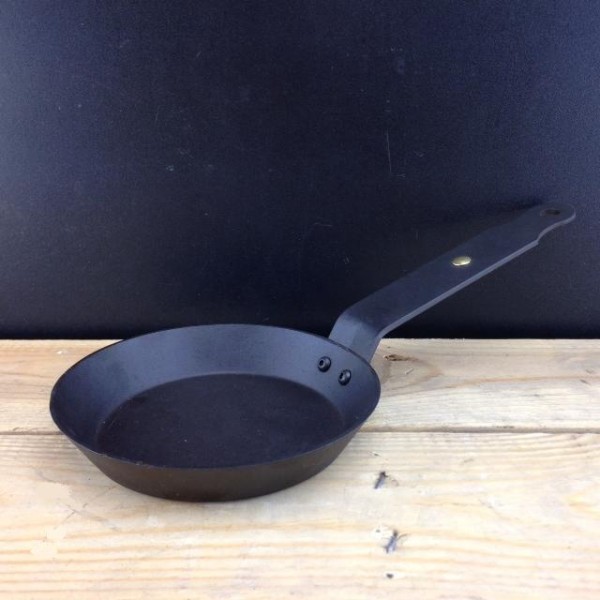 5'' Blini pan, a small 13cm Oven Safe spun iron frying pan