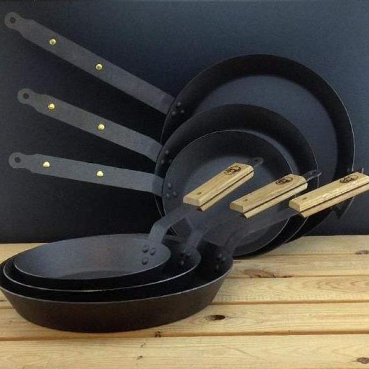 Spun Iron Cake Pan