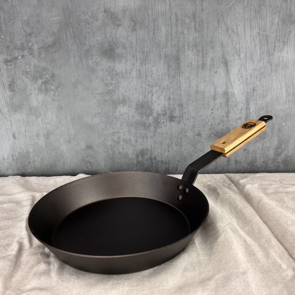 10" (26cm) Spun Iron Frying Pan