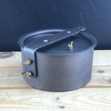 6" (15cm) Spun Iron Oven Safe Glamping Pot with lid