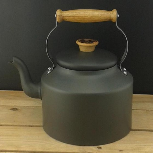 Traditional Large 5 pint kettle *OUT OF STOCK*