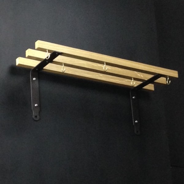 Wall mounted pan rack