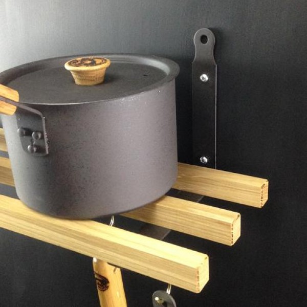 Wall mounted hanging pan rack