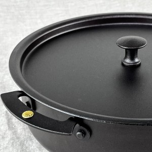 Lids for saucepans, frying pans, casseroles and tagines
