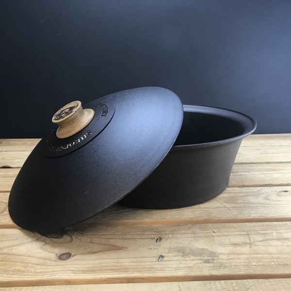 Return bowl & lid to us for a factory re-seasoned flax oil finish 