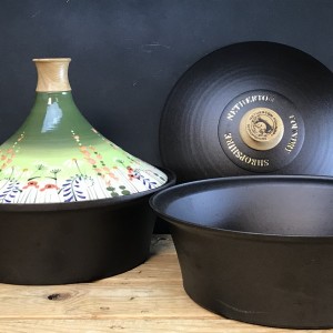 Casseroles, fondues, stove top tagines & hot food smokers