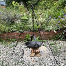 Chitty Irons, Shropshire made, simple cooking tripod and chain 