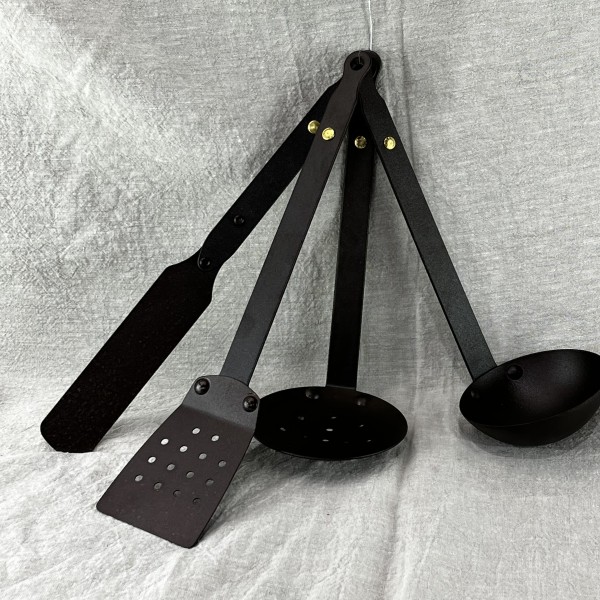 Black Iron Utensil Set