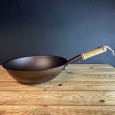 13½" (34.5cm) Spun Iron deep, flat bottom wok, with removeable handle