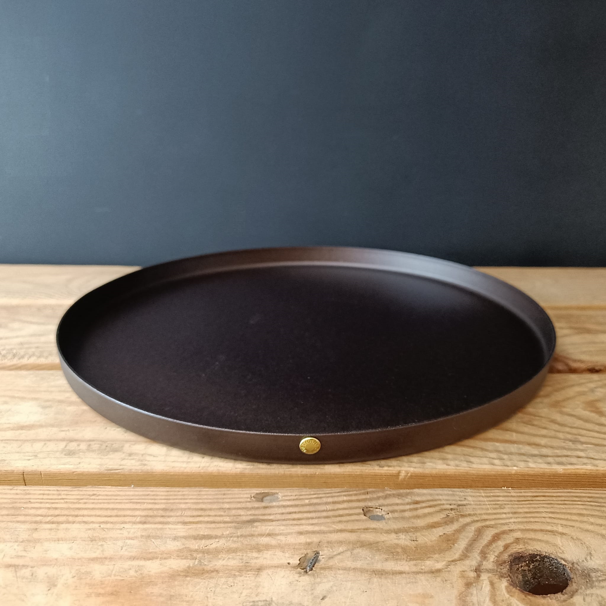 Spun Iron Baking Cloche, a cooking bell & 12inch (31cm) baking tray