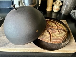 Netherton Foundry Spun Iron Baking Cloche with Griddle and Baking